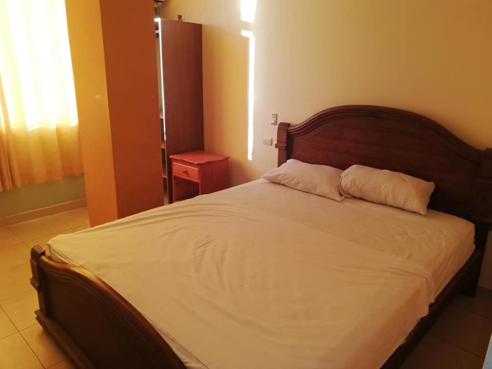 Hotel Internacional En 阿塔卡梅斯 外观 照片