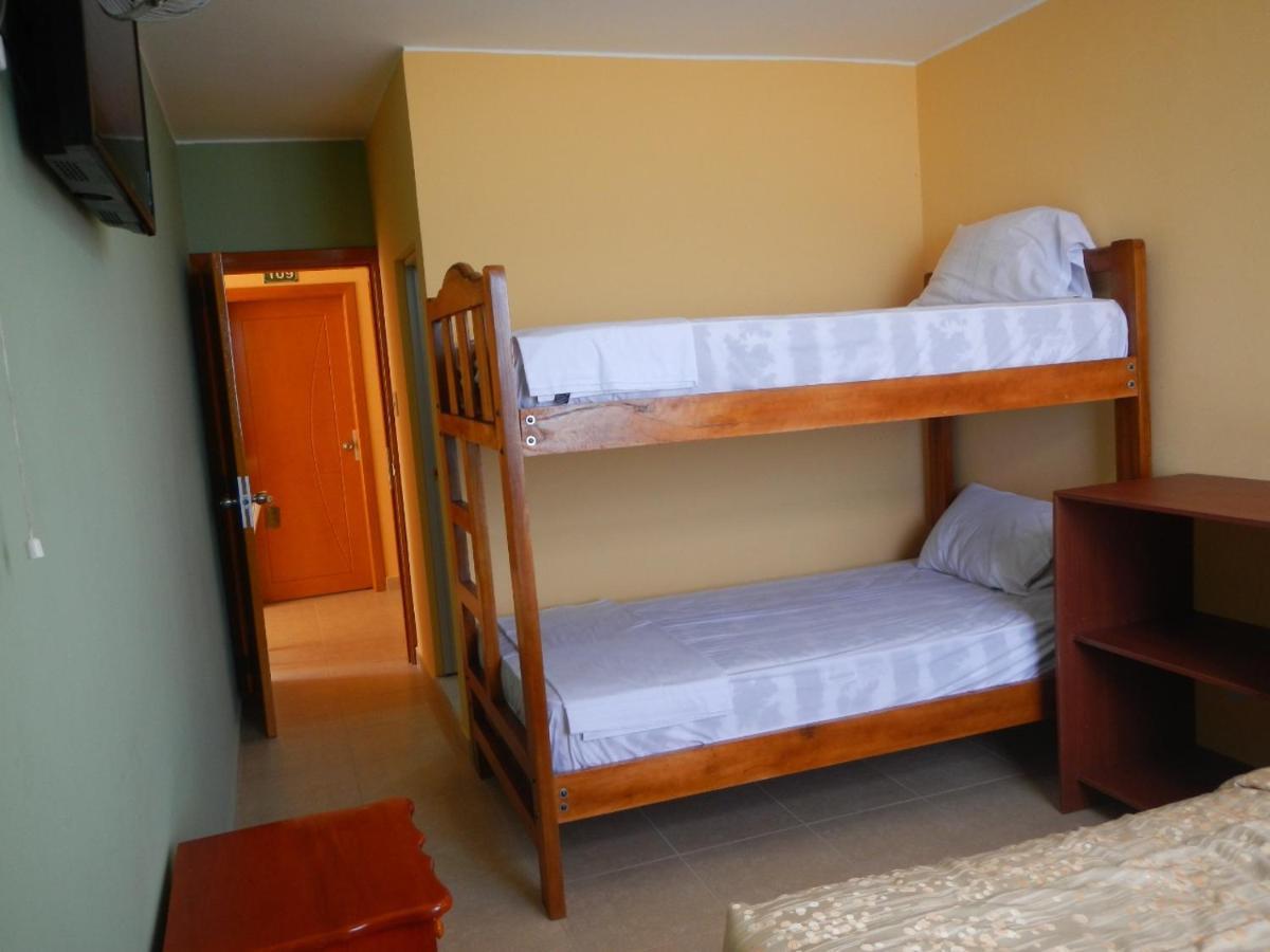 Hotel Internacional En 阿塔卡梅斯 外观 照片